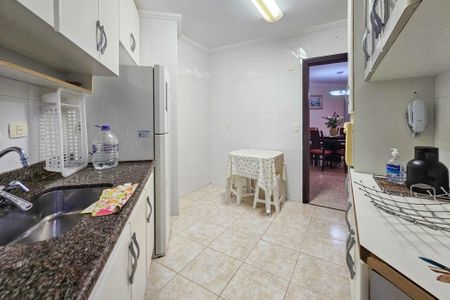 Apartamento para alugar com 100m², 3 quartos e 1 vaga Apartamento para alugar com 100m², 3 quartos e 1 vagaCozinha