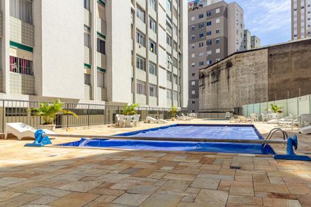Apartamento à venda com 96m², 2 quartos e 2 vagasÁrea comum - Piscina
