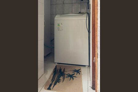 Apartamento à venda com 96m², 2 quartos e 2 vagasLavanderia