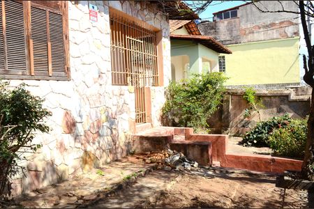 Casa à venda com 300m², 3 quartos e sem vagaJardim