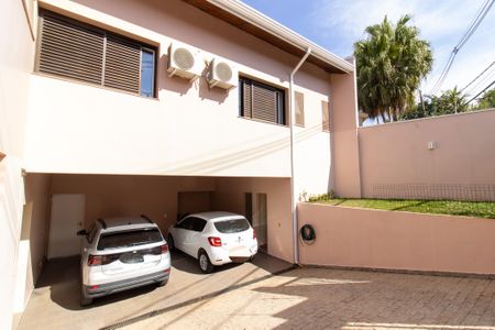 Casa à venda com 390m², 5 quartos e 5 vagasÁrea comum