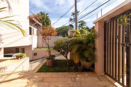 Casa à venda com 390m², 5 quartos e 5 vagasÁrea comum