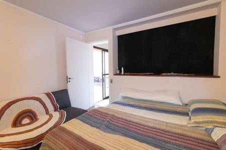 Casa à venda com 390m², 5 quartos e 5 vagasQuarto 2