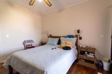 Casa à venda com 390m², 5 quartos e 5 vagasSuíte 3