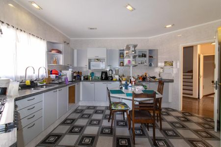 Casa à venda com 390m², 5 quartos e 5 vagasCozinha