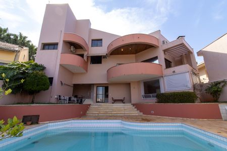 Casa à venda com 390m², 5 quartos e 5 vagasÁrea comum