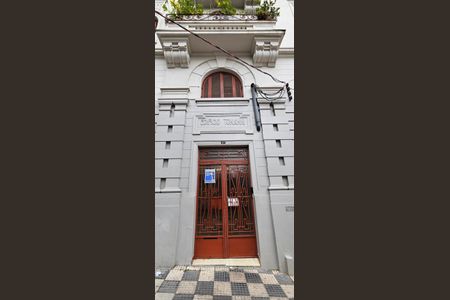 Studio à venda com 30m², 1 quarto e sem vaga Studio à venda com 30m², 1 quarto e sem vagaFachada e placa