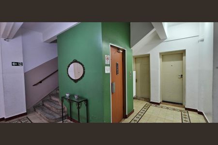 Studio à venda com 30m², 1 quarto e sem vaga Studio à venda com 30m², 1 quarto e sem vagaÁrea comum