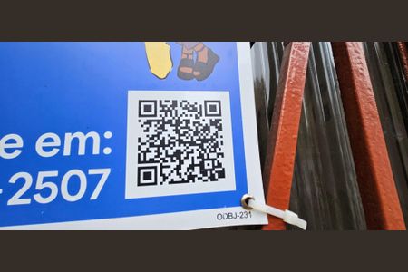 Studio à venda com 30m², 1 quarto e sem vaga Studio à venda com 30m², 1 quarto e sem vagaFachada e placa