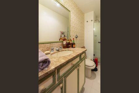 Apartamento à venda com 90m², 3 quartos e 2 vagasBanheiro Social