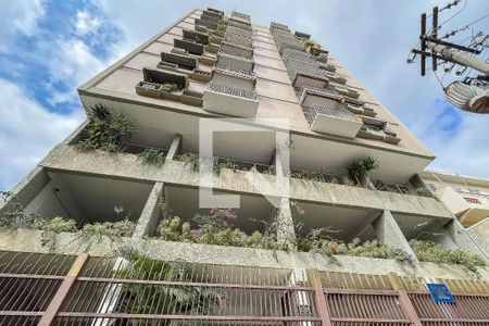 Apartamento à venda com 90m², 3 quartos e 2 vagasFachada