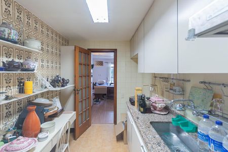 Apartamento à venda com 90m², 3 quartos e 2 vagasCozinha