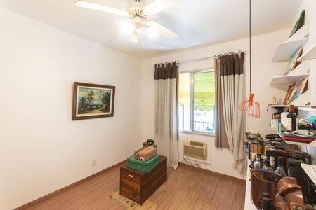 Apartamento à venda com 90m², 3 quartos e 2 vagasQuarto 2