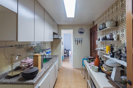 Apartamento à venda com 90m², 3 quartos e 2 vagasCozinha