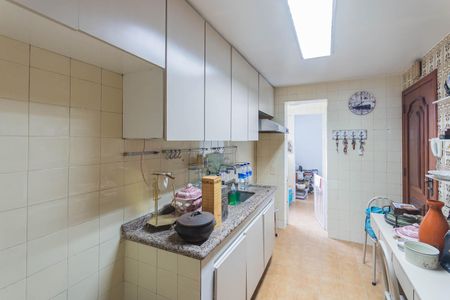 Apartamento à venda com 90m², 3 quartos e 2 vagasCozinha