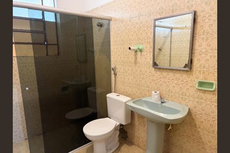 Casa para alugar com 120m², 3 quartos e 1 vaga Casa para alugar com 120m², 3 quartos e 1 vagaBanheiro