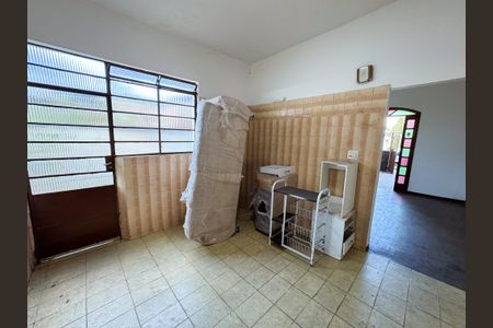 Casa para alugar com 120m², 3 quartos e 1 vaga Casa para alugar com 120m², 3 quartos e 1 vagaSala