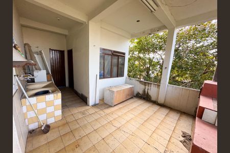 Casa para alugar com 120m², 3 quartos e 1 vaga Casa para alugar com 120m², 3 quartos e 1 vagaÁrea de Serviço