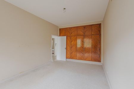 Casa à venda com 240m², 3 quartos e 2 vagasQuarto 1