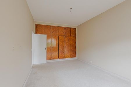 Casa à venda com 240m², 3 quartos e 2 vagasQuarto 1