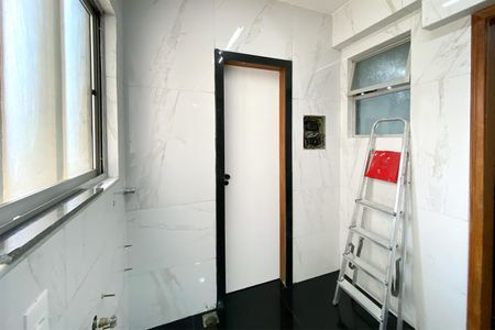 Apartamento à venda com 85m², 2 quartos e 1 vaga Apartamento à venda com 85m², 2 quartos e 1 vagaÁrea de Serviço