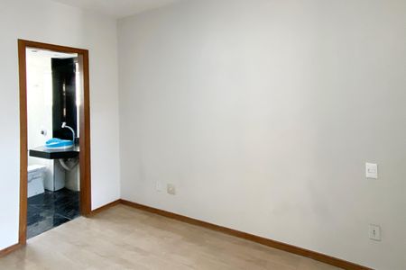 Apartamento à venda com 85m², 2 quartos e 1 vaga Apartamento à venda com 85m², 2 quartos e 1 vagaSuite 1