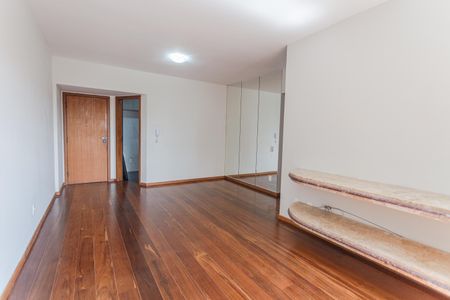 Sala de apartamento para alugar com 3 quartos, 90m² em Funcionários, Belo Horizonte