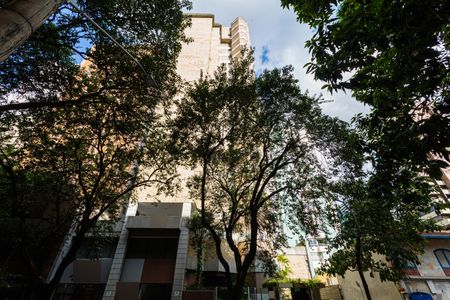 Apartamento para alugar com 90m², 3 quartos e 1 vaga Apartamento para alugar com 90m², 3 quartos e 1 vagaFachada