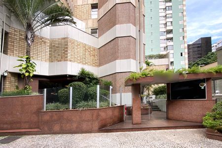 Apartamento à venda com 85m², 2 quartos e 1 vaga Apartamento à venda com 85m², 2 quartos e 1 vagaFachada