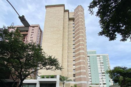 Apartamento à venda com 85m², 2 quartos e 1 vaga Apartamento à venda com 85m², 2 quartos e 1 vagaFachada