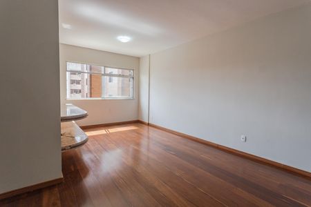 Sala de apartamento para alugar com 3 quartos, 90m² em Funcionários, Belo Horizonte