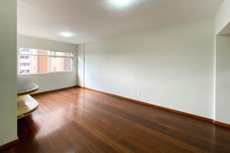 Apartamento à venda com 85m², 2 quartos e 1 vaga Apartamento à venda com 85m², 2 quartos e 1 vagaSala