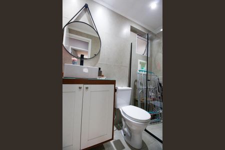 Apartamento para alugar com 67m², 2 quartos e 2 vagasBanheiro