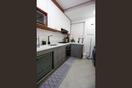 Apartamento para alugar com 67m², 2 quartos e 2 vagasCozinha