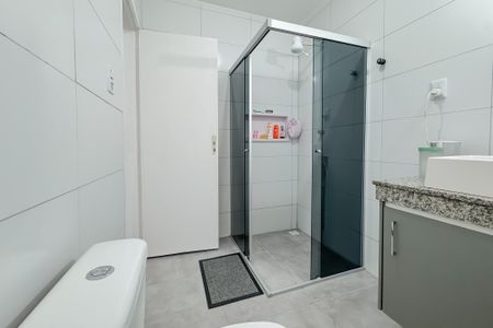 Apartamento à venda com 90m², 2 quartos e sem vagaBanheiro Social