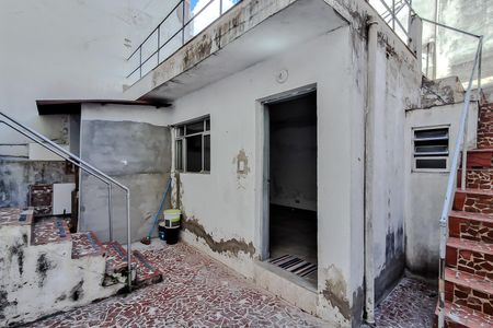 Apartamento à venda com 90m², 2 quartos e sem vagaÁrea externa