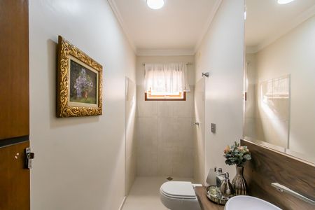 Casa à venda com 400m², 2 quartos e 3 vagas Casa à venda com 400m², 2 quartos e 3 vagasLavabo