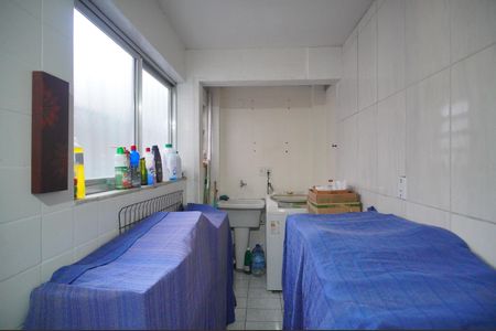 Apartamento à venda com 101m², 2 quartos e 1 vagaCozinha