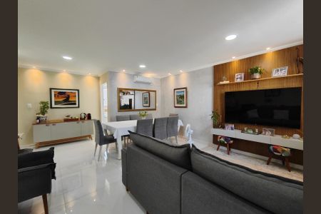 Sala de casa de condomínio à venda com 3 quartos, 160m² em Vargem Grande, Rio de Janeiro