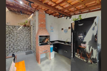 Casa de condomínio à venda com 160m², 3 quartos e 3 vagasÁrea externa