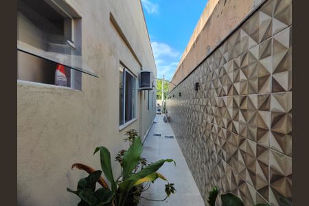 Casa de condomínio à venda com 160m², 3 quartos e 3 vagasÁrea externa