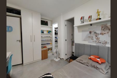 Casa de condomínio à venda com 160m², 3 quartos e 3 vagasSuíte 2