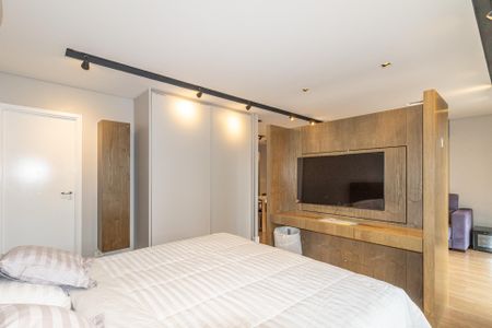 Studio à venda com 77m², 1 quarto e 1 vaga Studio à venda com 77m², 1 quarto e 1 vagaQuarto