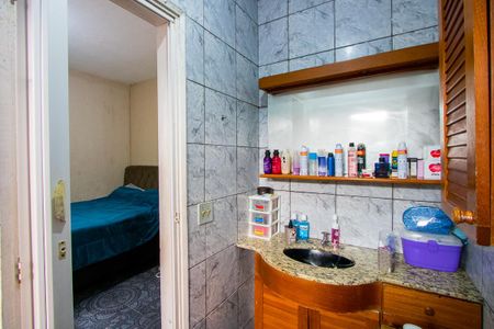 Casa à venda com 200m², 3 quartos e 3 vagasBanheiro da Suíte