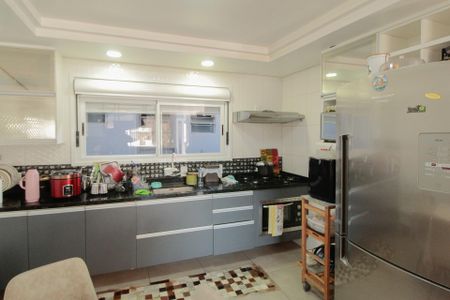 Casa à venda com 274m², 3 quartos e 1 vagaCozinha