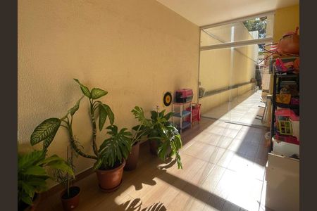 Casa à venda com 240m², 3 quartos e 3 vagasÁrea Externa