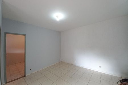 Casa à venda com 250m², 1 quarto e sem vagaSala