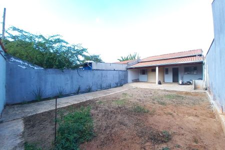 Casa à venda com 250m², 1 quarto e sem vagaQuintal 