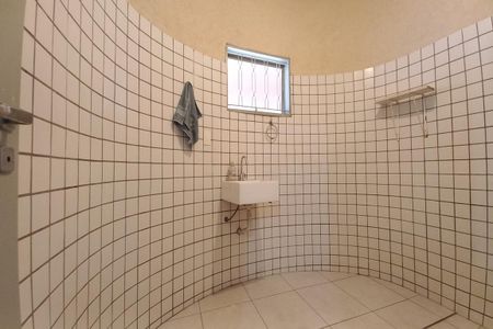 Casa à venda com 250m², 1 quarto e sem vagaBanheiro 