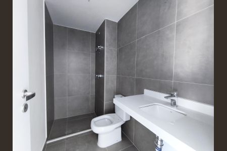 Studio à venda com 44m², 1 quarto e 1 vaga Studio à venda com 44m², 1 quarto e 1 vagaBanheiro
